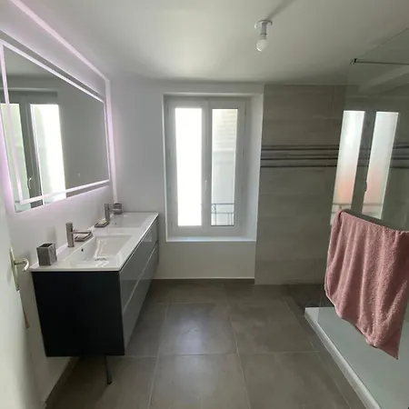 Vakantiehuis Charmante Maison Hyper Centre
